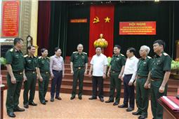 Đảng uỷ Quân khu: Sơ kết 5 năm thực hiện Nghị quyết, Kết luận của Bộ Chính trị  về Chiến lược quốc phòng, Chiến lược quân sự  Việt Nam